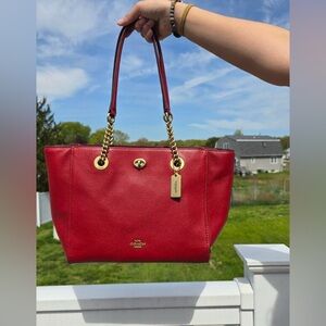 COACH Leather Tote Purse Turnlock Deep Red Purse Gold Chains with Dust Bag